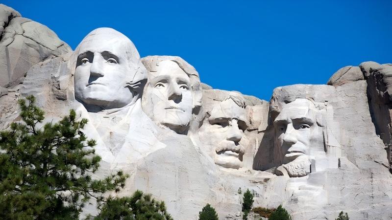 Culture Meets Nature: Americas Top Tourist Attractions